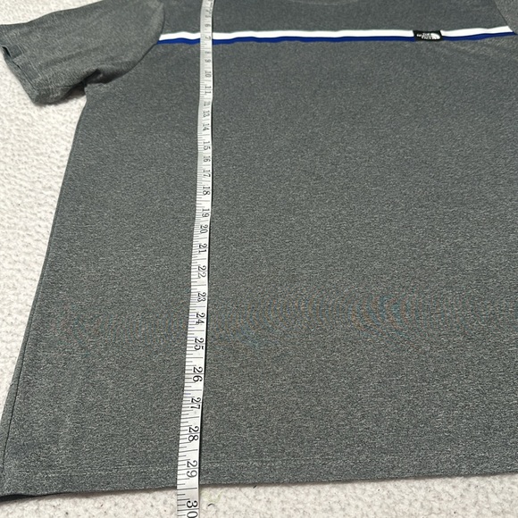 The North Face Men’s Tee, EUC (looks new), Size XL - Picture 5 of 7